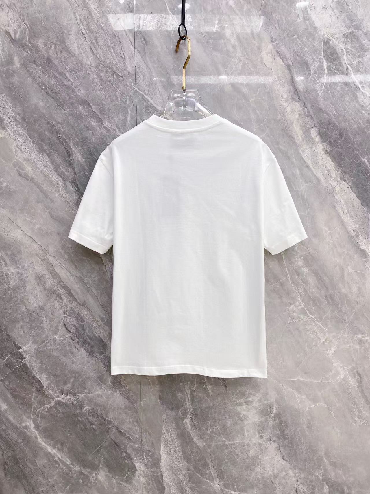 몽클레어 멀티컬러 자수 로고 티셔츠