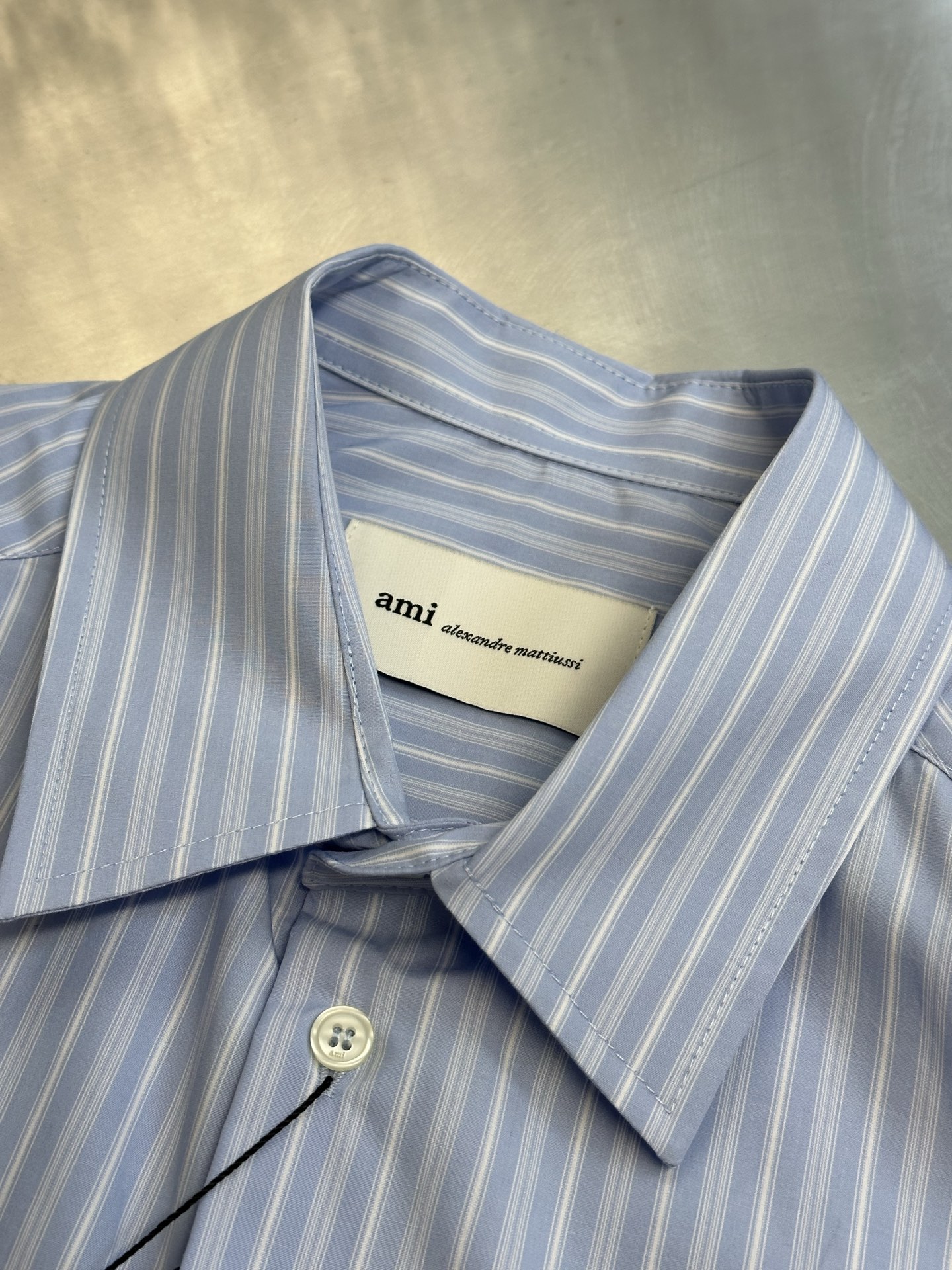 아미 파리스 오버사이즈 스트라이프 셔츠