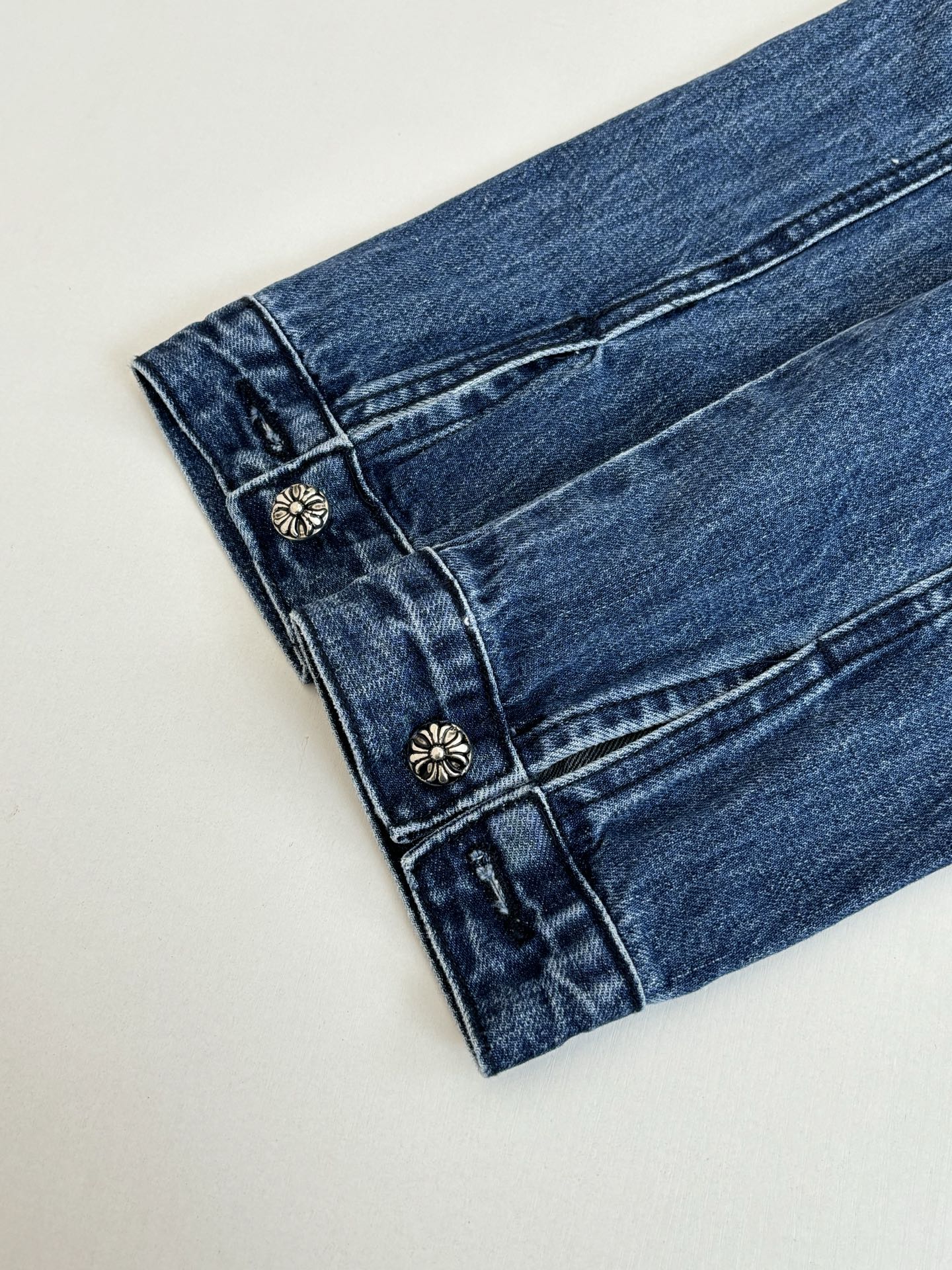 크롬하츠 크로스 버튼 데님 자켓