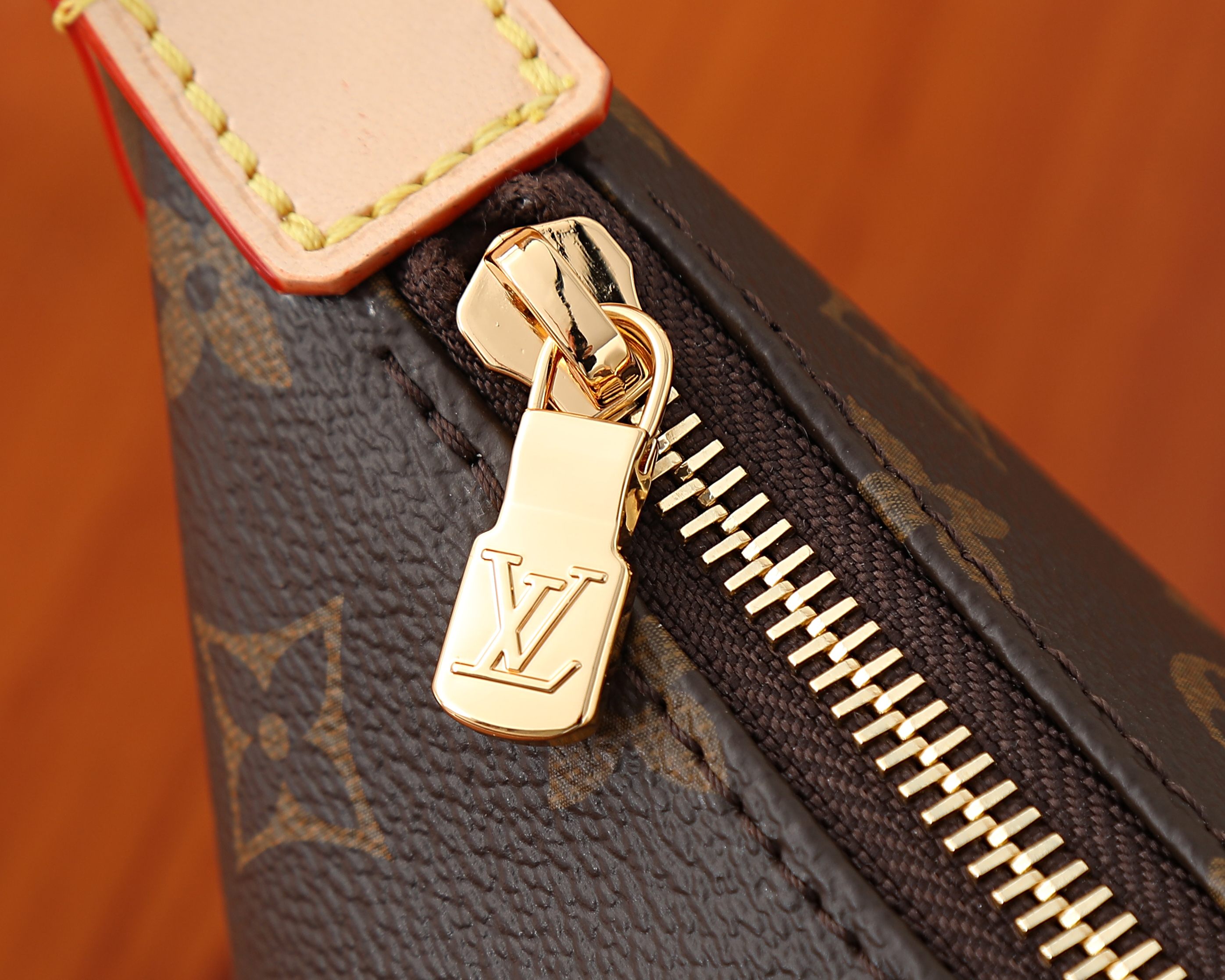 루이비통 포쉐트 힐스