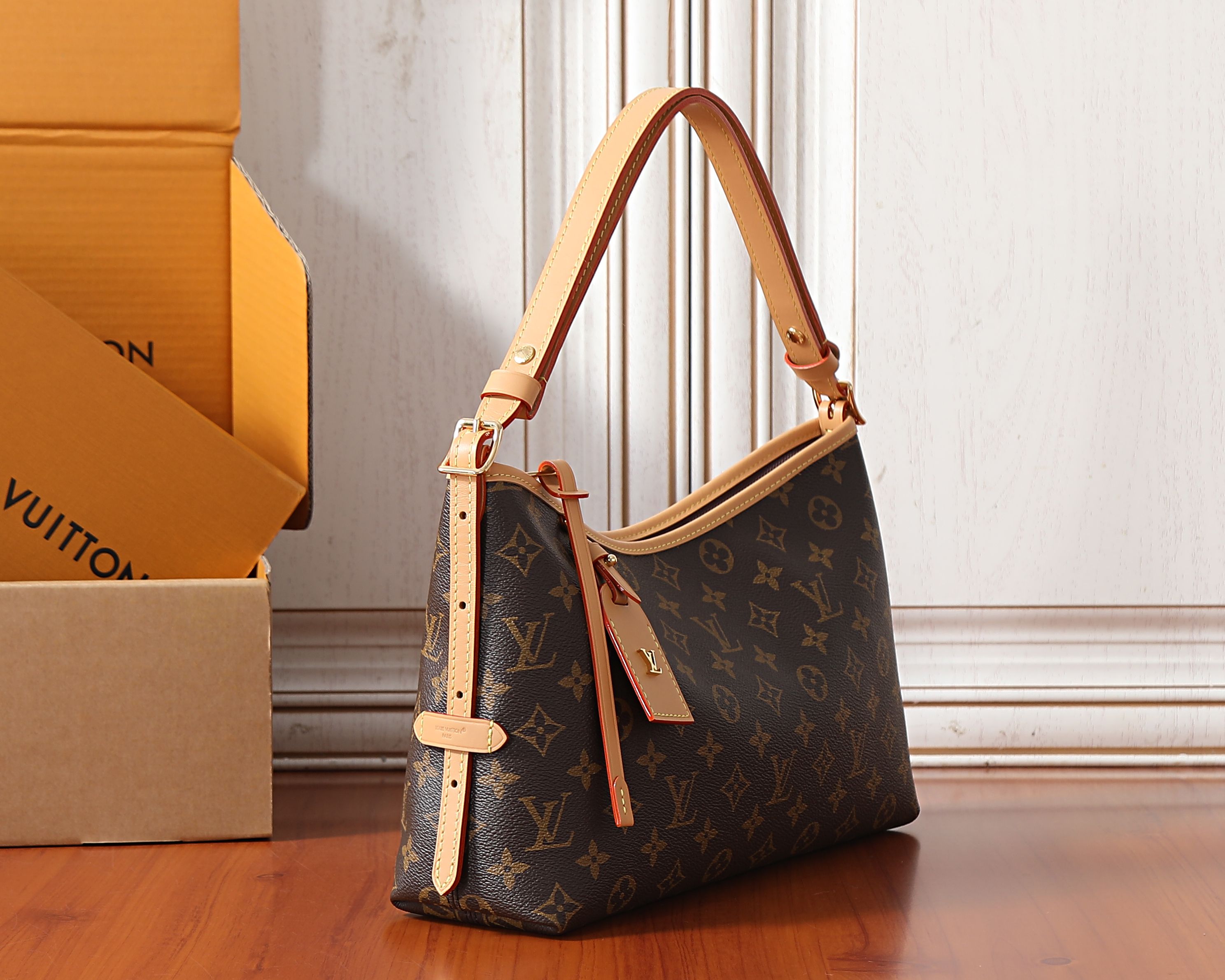 루이비통 캐리올 이스트 웨스트