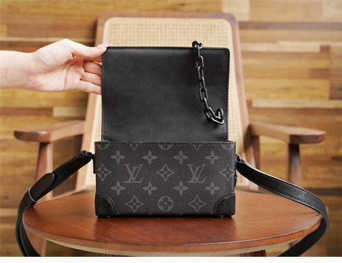 루이비통 스티머 윌릿 숄더 크로스백 M81783