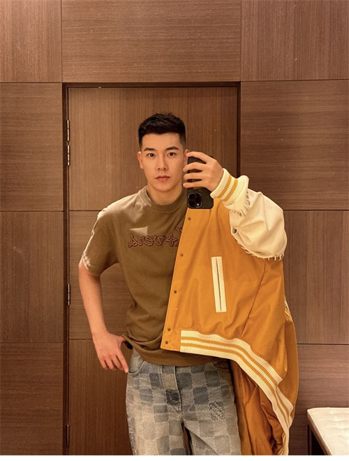 루이비통 러버 LV 로프 로고 시그니처 코튼 티셔츠