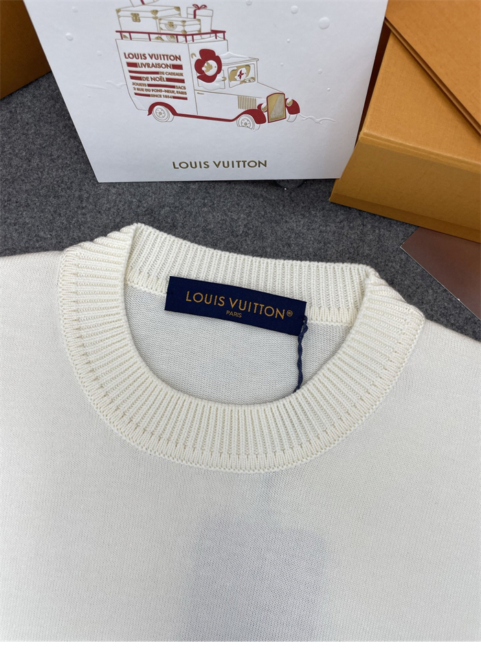 루이비통 엠브로이더드 시그니처 쇼트 슬리브 코튼 니트 반팔