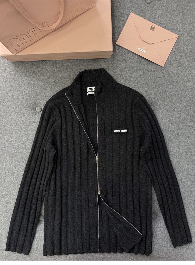 미우미우 울 캐시미어 집업 가디건