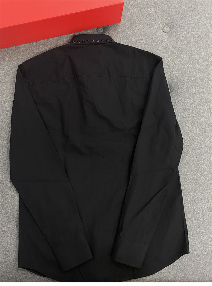 발렌티노 스터드 긴팔 셔츠