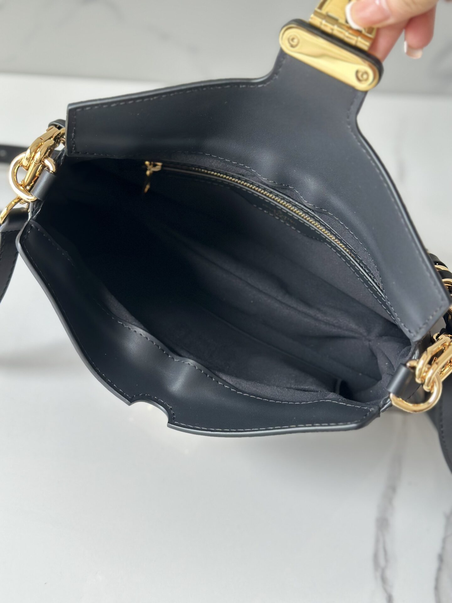 루이비통 트위니 모노그램 숄더 백“2COLOR”