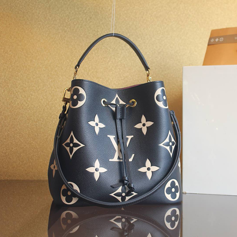 루이비통 네오노에 MM 앙프렝뜨 모노그램 M45497