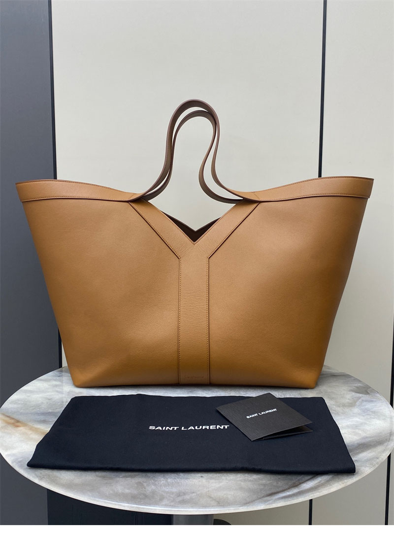 생로랑 레더 Y 토트백