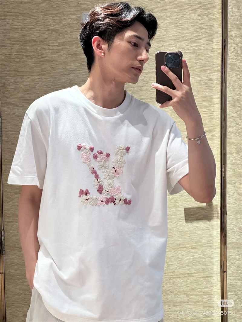 루이비통 x 니고 벚나무 LV 블라썸 엠브로이더드 티셔츠