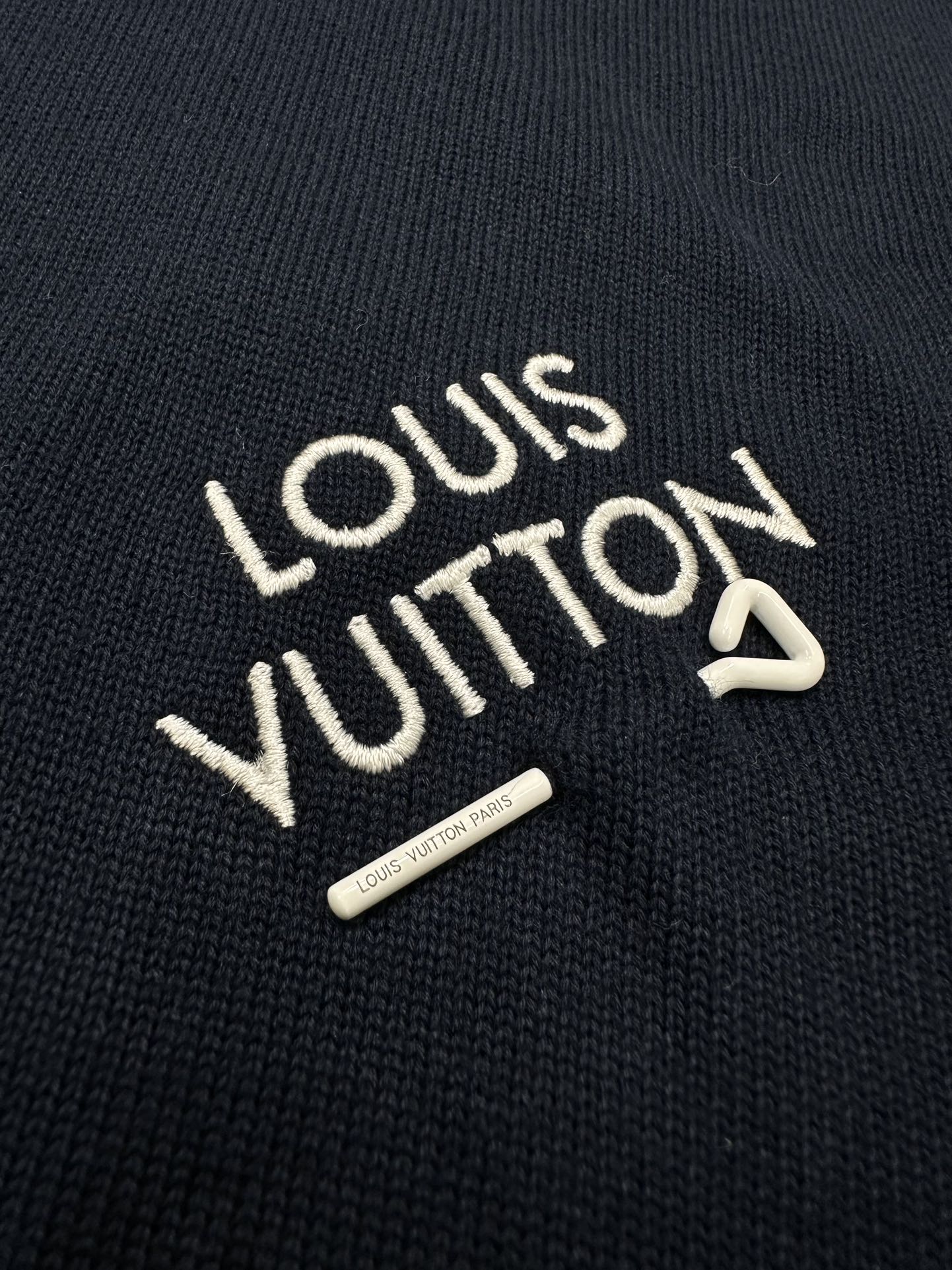 루이비통 엠브로이더드 시그니처 쇼트 슬리브 코튼 니트 반팔 “4COLOR”