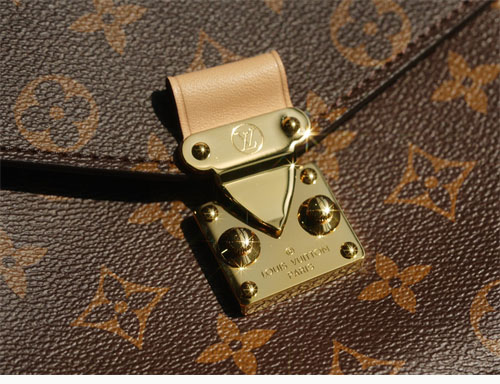 루이비통 포쉐트 메티스 모노그램 M44875