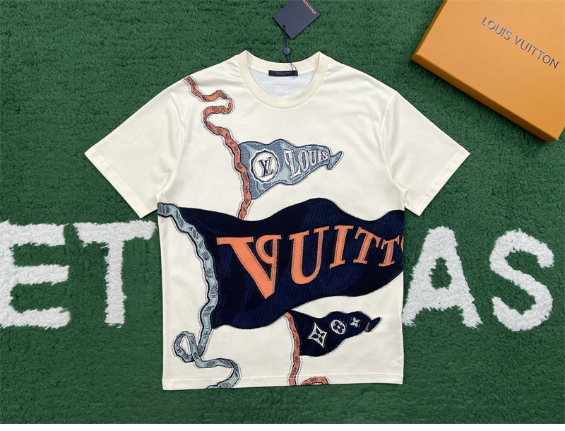 루이비통 LV 클럽 플래그 모티프 인따르시아 그래픽 티셔츠