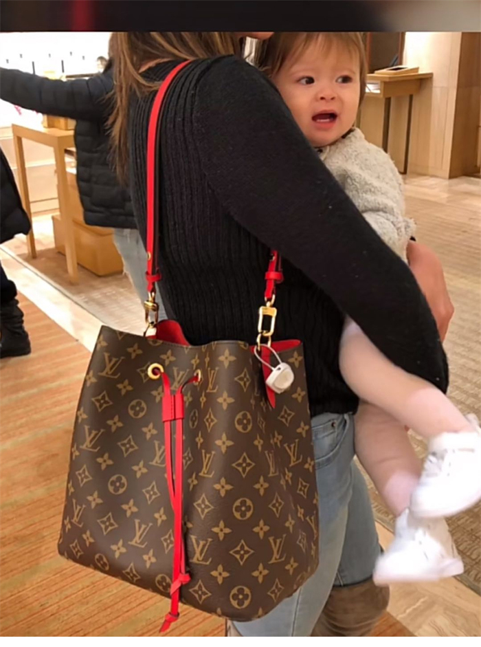 루이비통 네오노에 MM 코클리코 모노그램 M44021