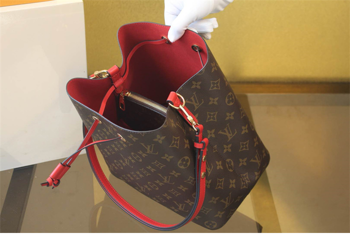 루이비통 네오노에 MM 코클리코 모노그램 M44021