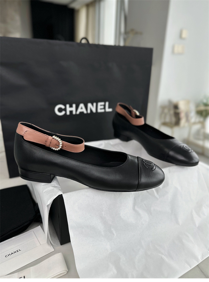 샤넬 23A 발레리나 슈즈