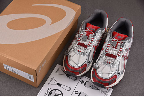 아식스 젤 카하나 TR V4 레드 크림 실버 1203A585