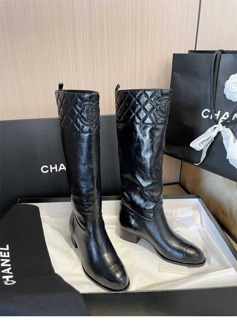 샤넬 퀼팅 롱 부츠