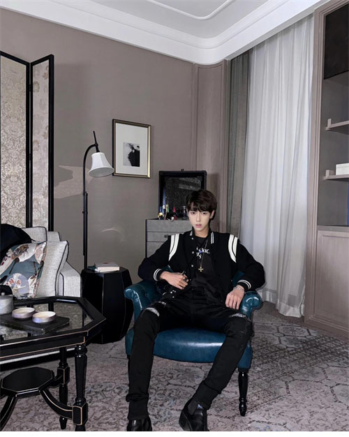 생로랑 클래식 울 테디 자켓