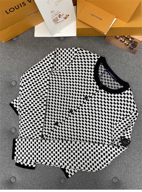 루이비통 미니 다미에 니트 가디건