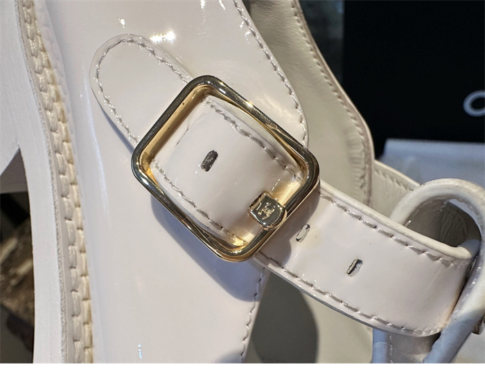 샤넬 23B CC로고 버클 메리제인 로퍼