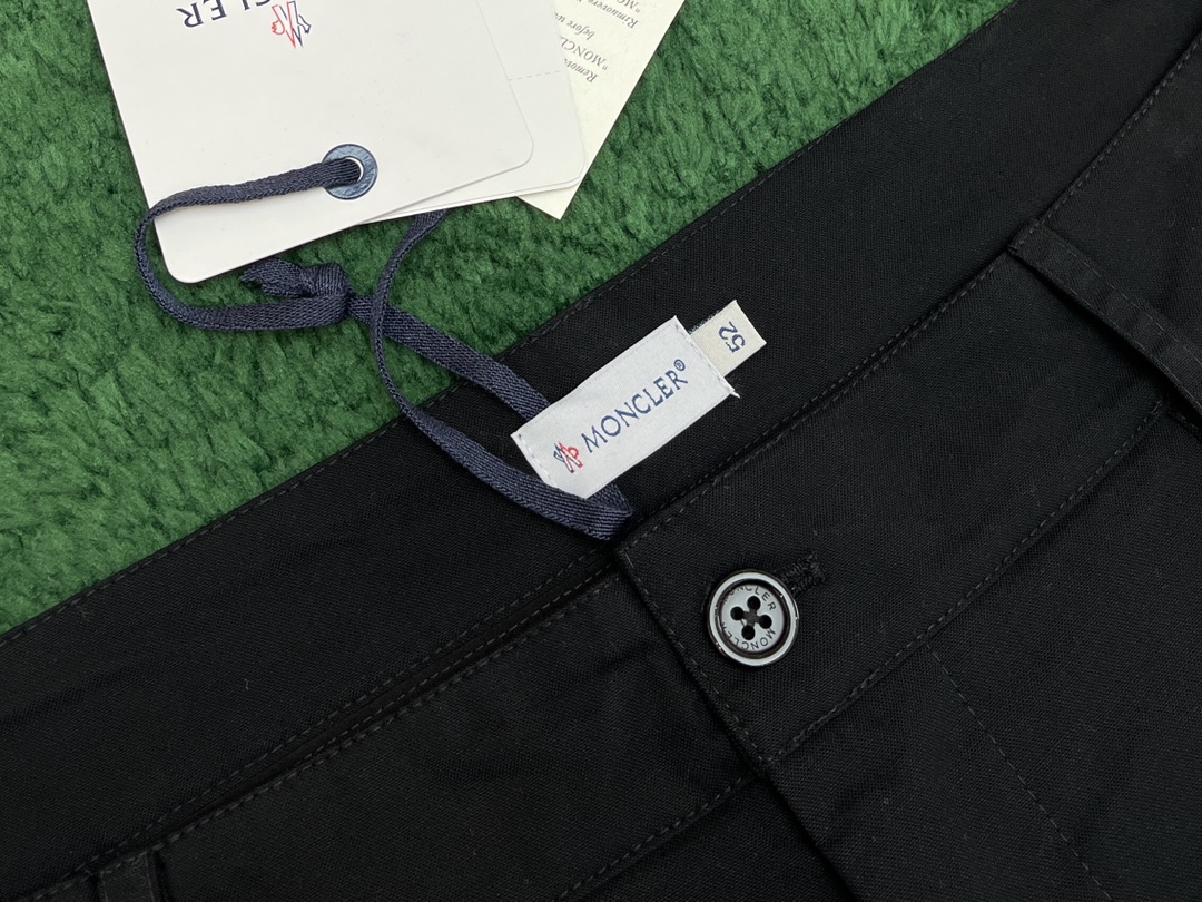 몽클레어 서프웩 블랙 카고 쇼츠