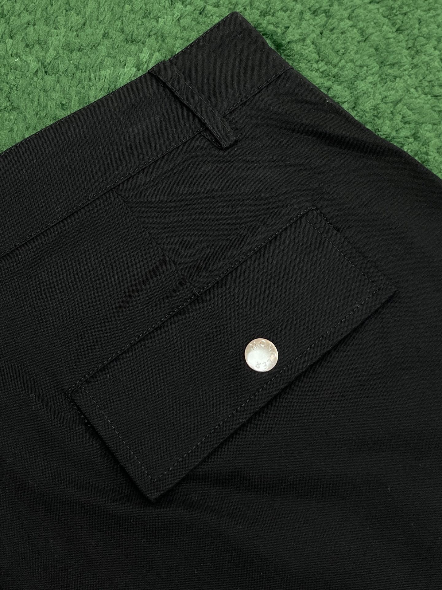 몽클레어 서프웩 블랙 카고 쇼츠