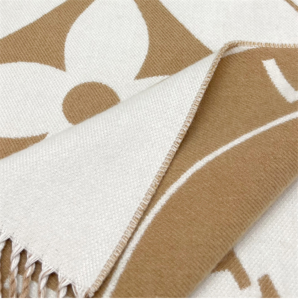 루이비통 락 앤드 키 스카프 M90815