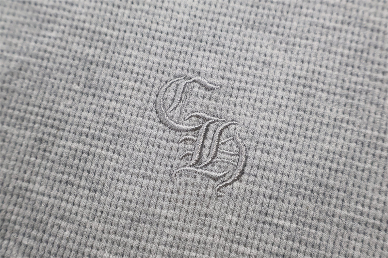 크롬하츠 헨리넥 와플 버튼 니트