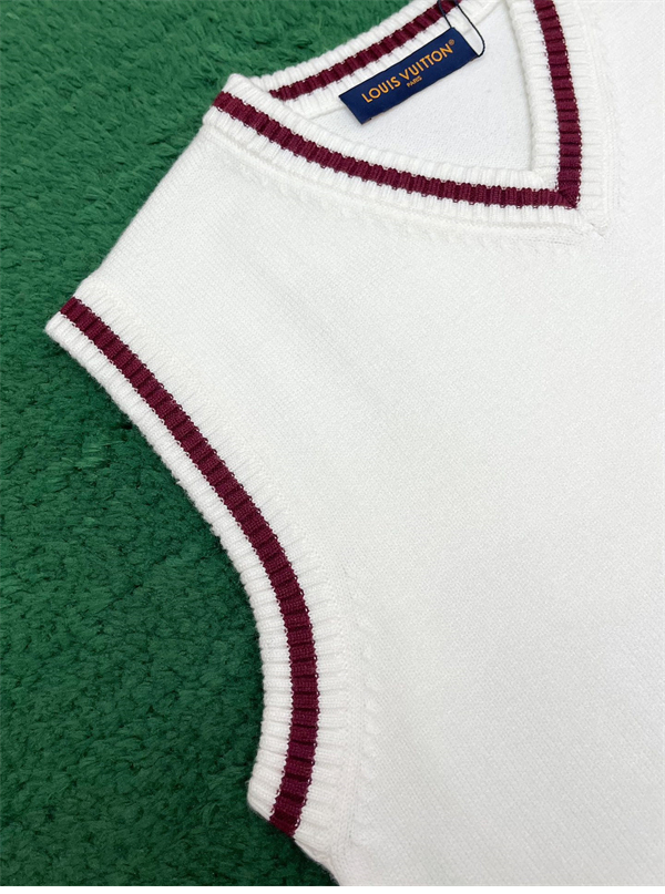 루이비통 루렉스 LV 크라운 패치 울 베스트