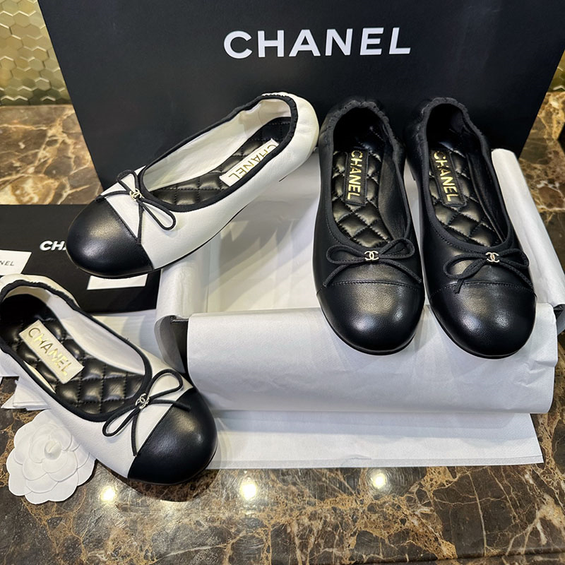 샤넬 25C 투톤 발레리나 플랫 슈즈