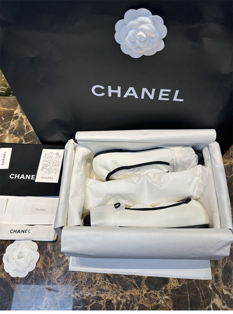 샤넬 25C 투톤 발레리나 플랫 슈즈