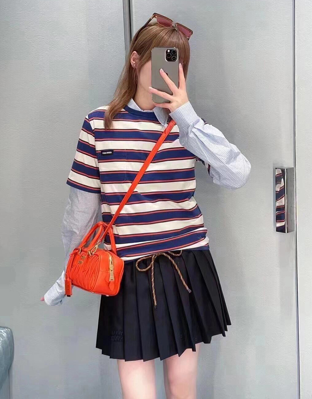 미우미우 로고 패치 스트라이프 코튼 반팔 티셔츠