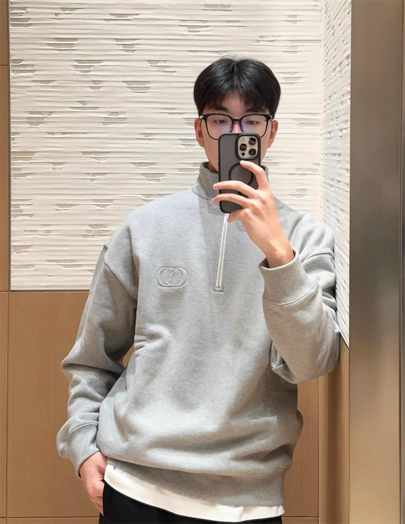 디올 CD Icon 하프 지퍼 스웨트셔츠
