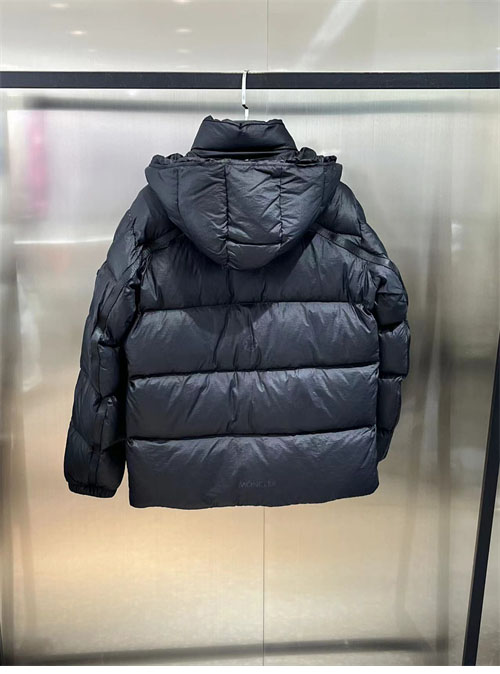 몽클레어 지니어스 알릭스 포레스트 FOREST 숏 다운 패딩