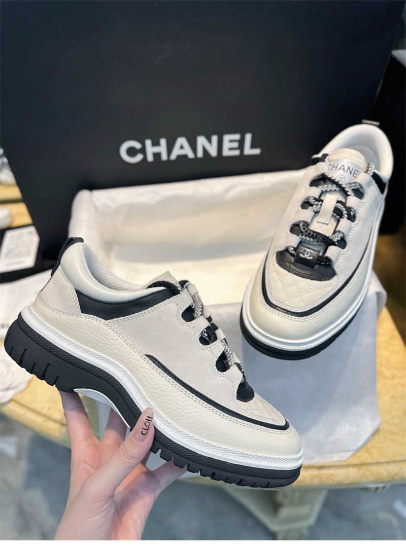 샤넬 25c 스니커즈 화이트