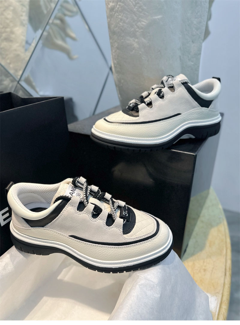 샤넬 25c 스니커즈 화이트