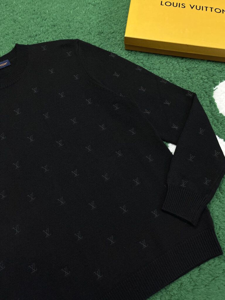 루이비통 엠브로이더드 시그니처 자수 메리노 크루넥 니트 블랙