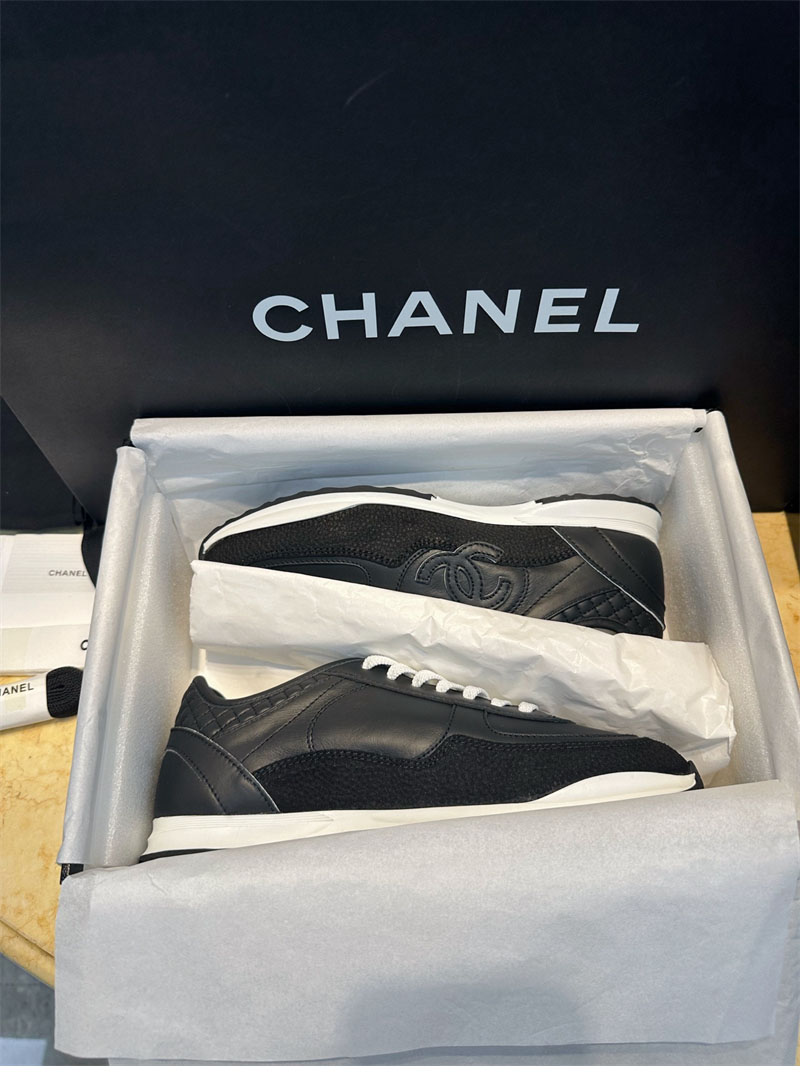 샤넬 25P CC로고 스니커즈 블랙/화이트