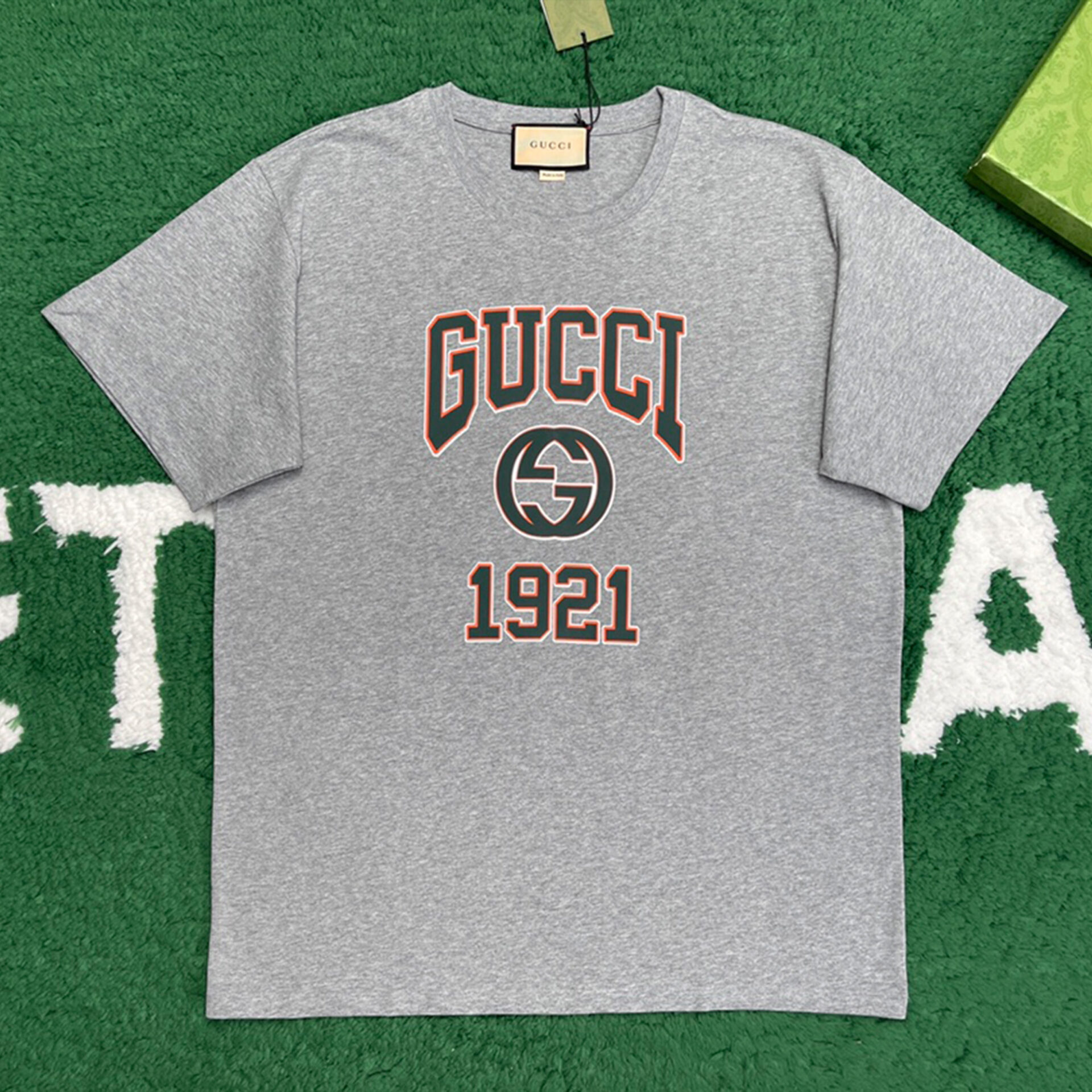 구찌 24 SS GG 칼리지 프린트 반팔 그레이