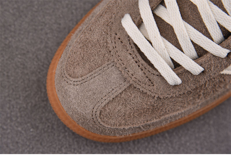 아디다스 핸드볼 스페지알 어스 스트라타 IF6490