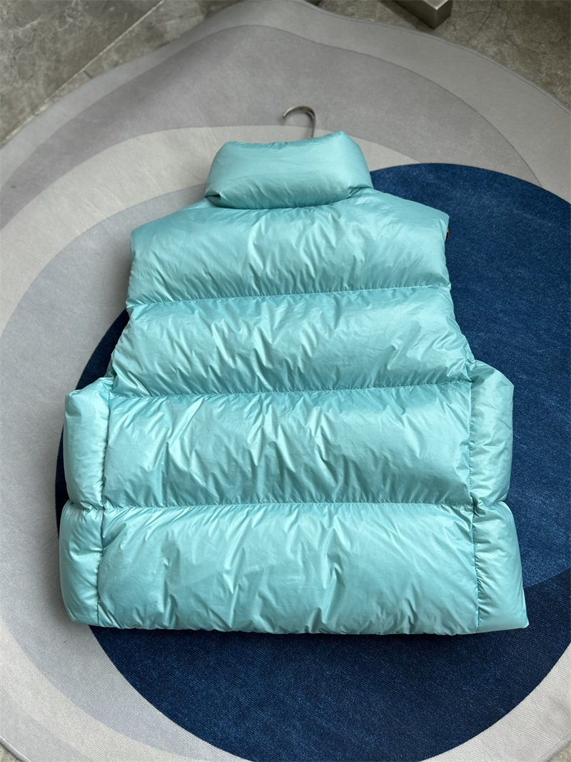 캐나다구스 사이프러스 다운 패딩 베스트