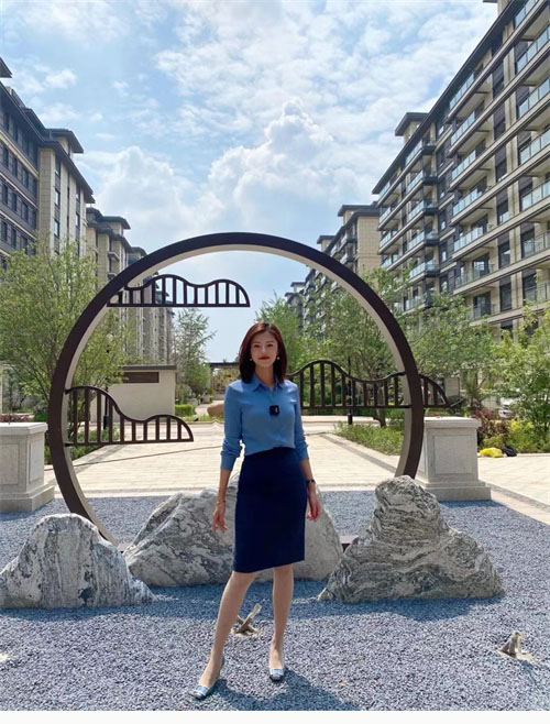 로저 비비에 트럼펫 메탈 버클 펌프스4.5cm