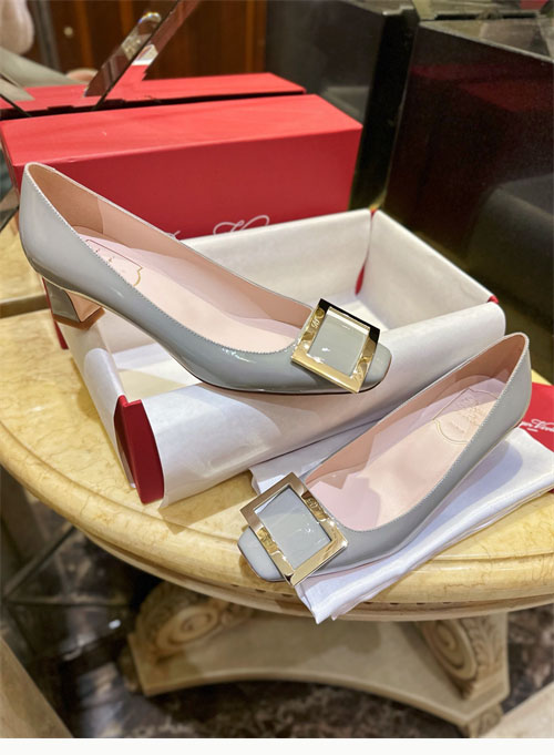 로저 비비에 트럼펫 메탈 버클 펌프스4.5cm