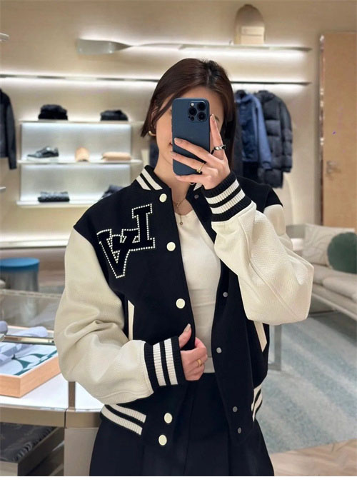 루이비통 시그니처 벨벳 LV 바시티 블루종 자켓