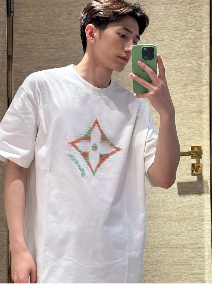 루이비통 3D 플라워 모노그램 반팔 티셔츠