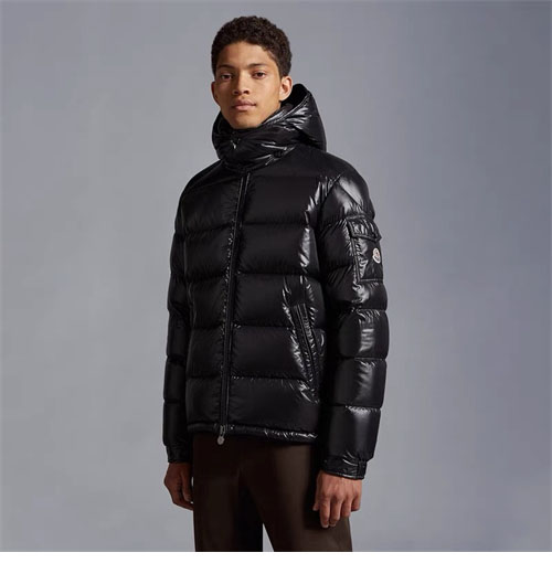 몽클레어 마야 Maya 숏 다운 패딩 자켓