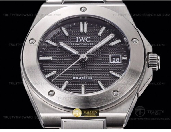 GH공장 IWC 인제니어 블랙다이얼 브레이슬릿 IWC0555B – Ingenieur Auto SS_SS Black GHF MY9015
