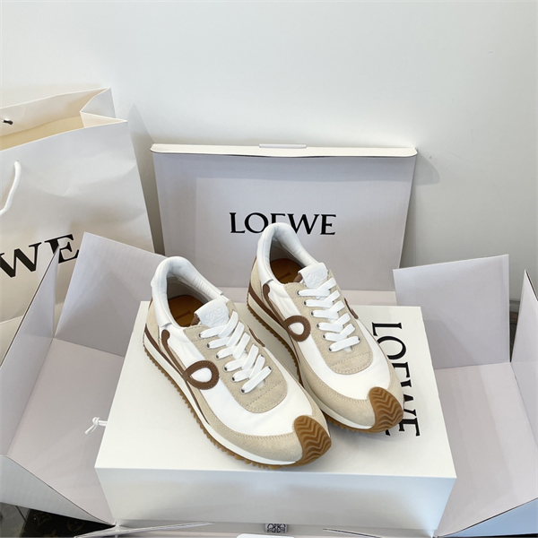 로에베 플로우 러너 스니커즈 스웨이드 나일론 화이트 베이지