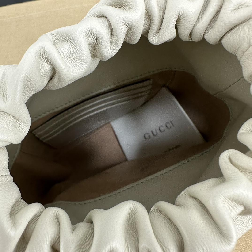 구찌 Marmont Mini Bucket